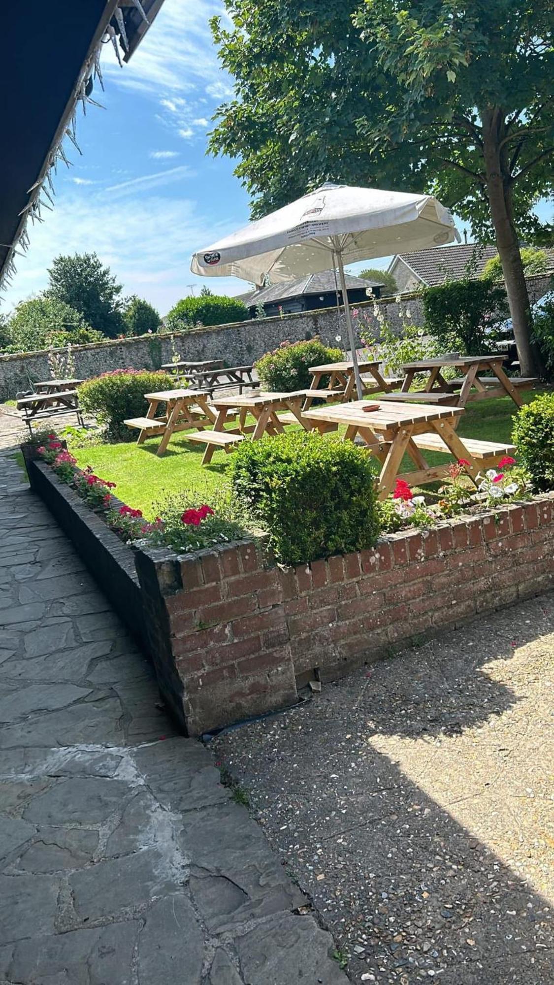 The Limes Bar And Hotel Needham Market Εξωτερικό φωτογραφία